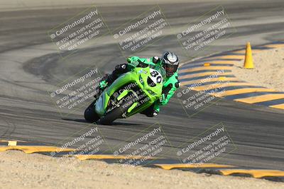 media/Nov-16-2024-CVMA (Sat) [[0e4bb1f32f]]/Race 8-Supersport Middleweight/